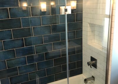 Chicago Bath Remodel – N Bernard St