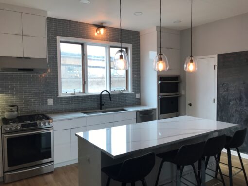 South Loop Kitchen Remodel – Louie Pkwy